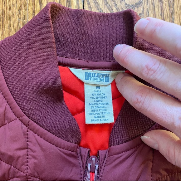 Duluth Trading Co Women's Agiloft Puffer Jacket - Burgundy Medium - Picture 3 of 6